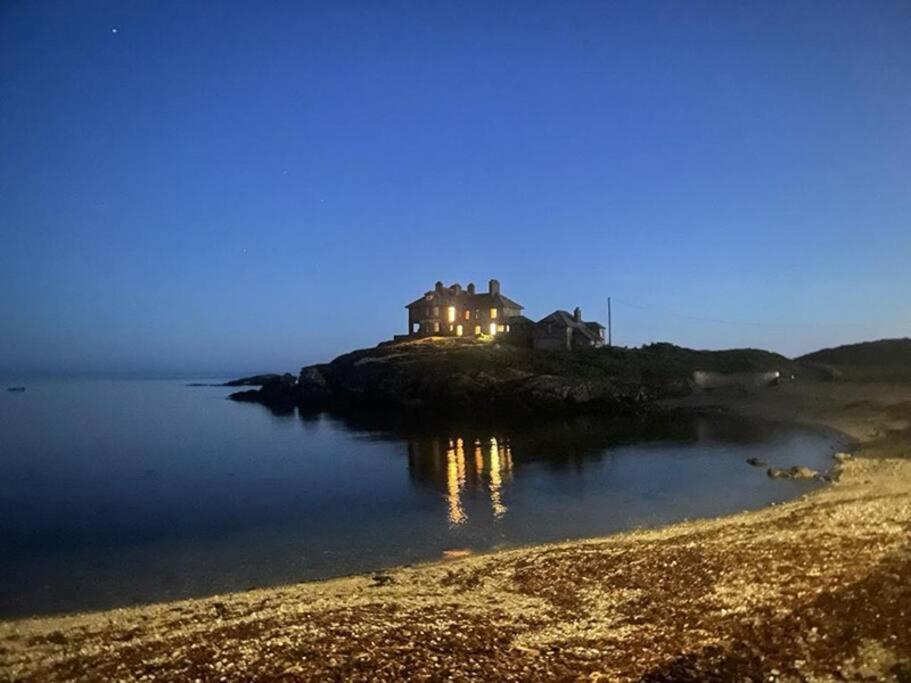 Lagoon View - Sea View- Pet Friendly - 2 Bed Apt - En-Suite Trearddur Exterior foto