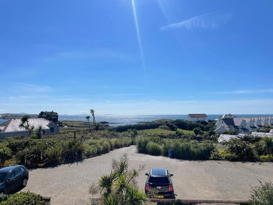 Lagoon View - Sea View- Pet Friendly - 2 Bed Apt - En-Suite Trearddur Exterior foto